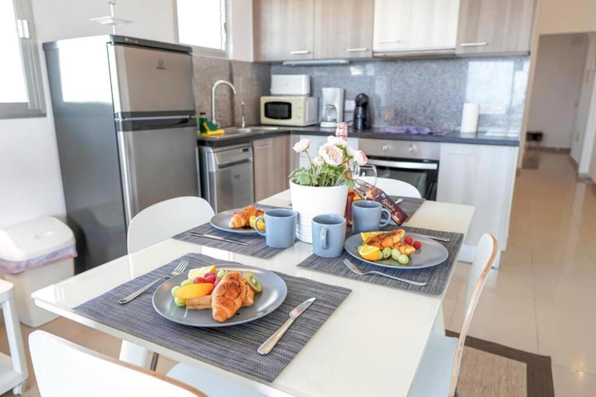 פלאיה פראיסו Amazing 2 Bedroom Flat With Beachfront And Pool, Paraiso Del Sur A306 מראה חיצוני תמונה